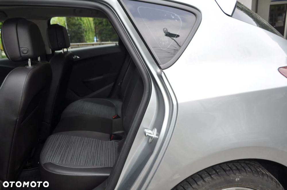Opel Astra 1.4 T Cosmo - 10