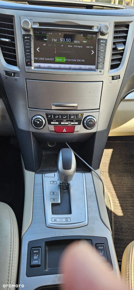 Subaru Outback - 11