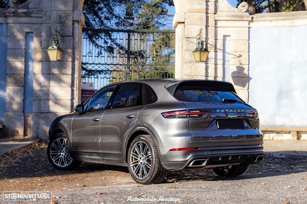 Porsche Cayenne - 7