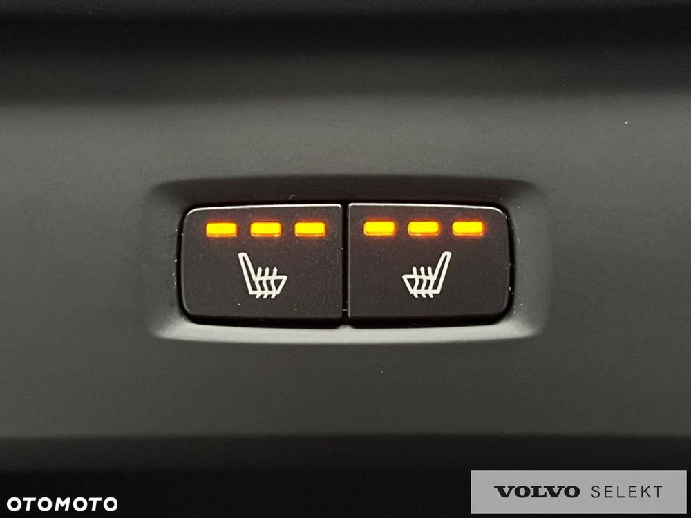 Volvo XC 90 - 32