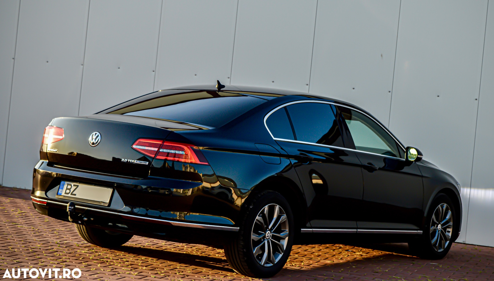 Volkswagen Passat 2.0 TDI DSG Highline - 6