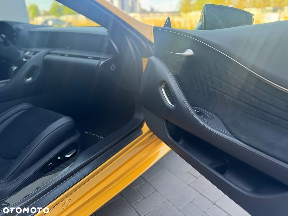 Lexus LC - 25