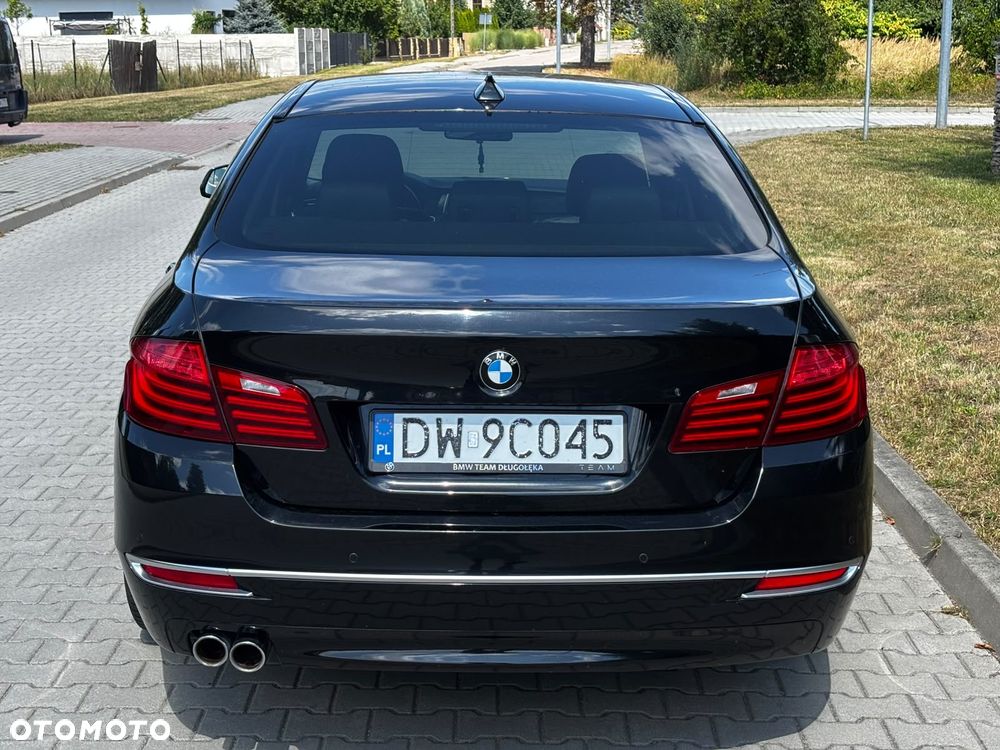 BMW Seria 5 520d Luxury Line - 4