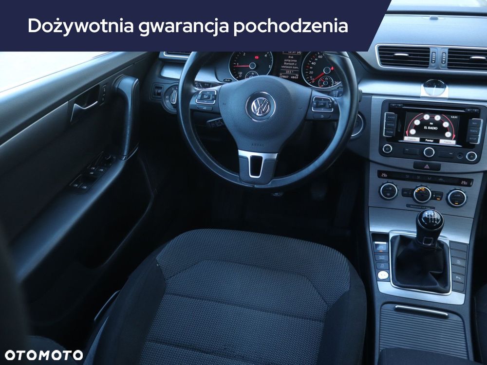 Volkswagen Passat Variant - 9