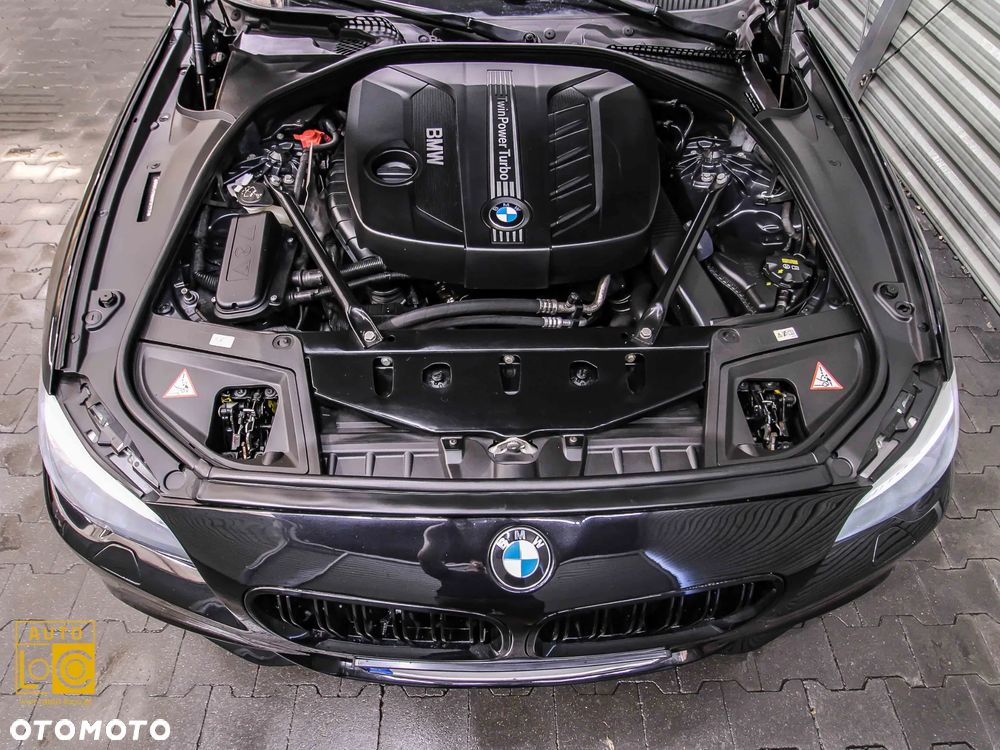 BMW Seria 5 520d xDrive Luxury Line - 16
