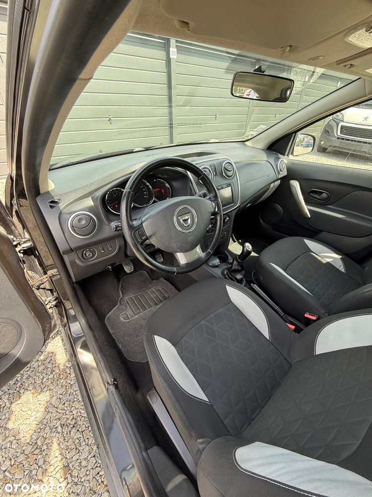 Dacia Sandero Stepway TCe 90 (S&S) Prestige - 10