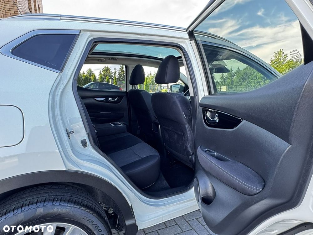Nissan Qashqai 1.5 dCi TEKNA - 29