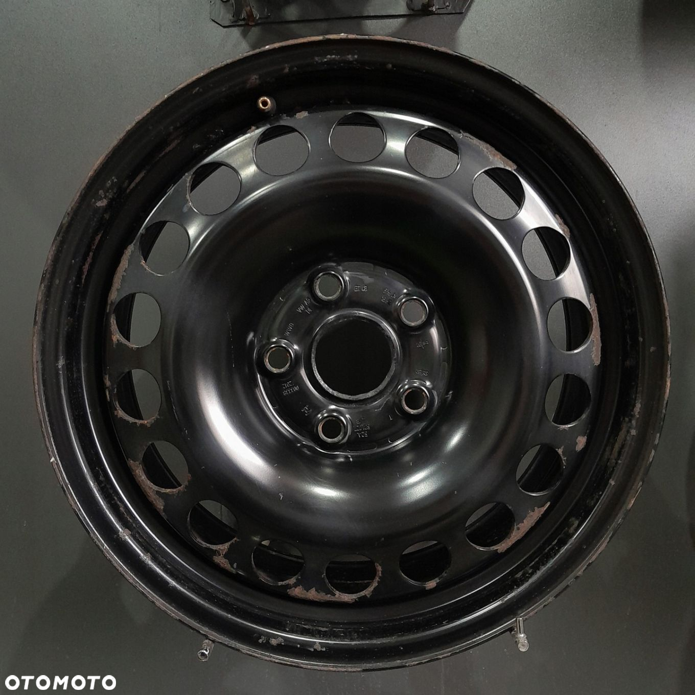 Felgi 16 5x112 VW Golf V VI VII, Audi A3 8P, Seat Leon III II F13986-35 - 4