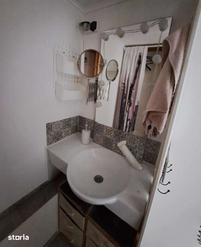2 camere cf 2 metrou 1 Decembrie — fotografia 3