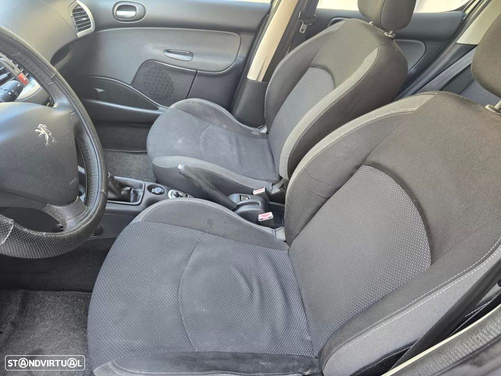 Peugeot 206+ 1.1 Urban - 8