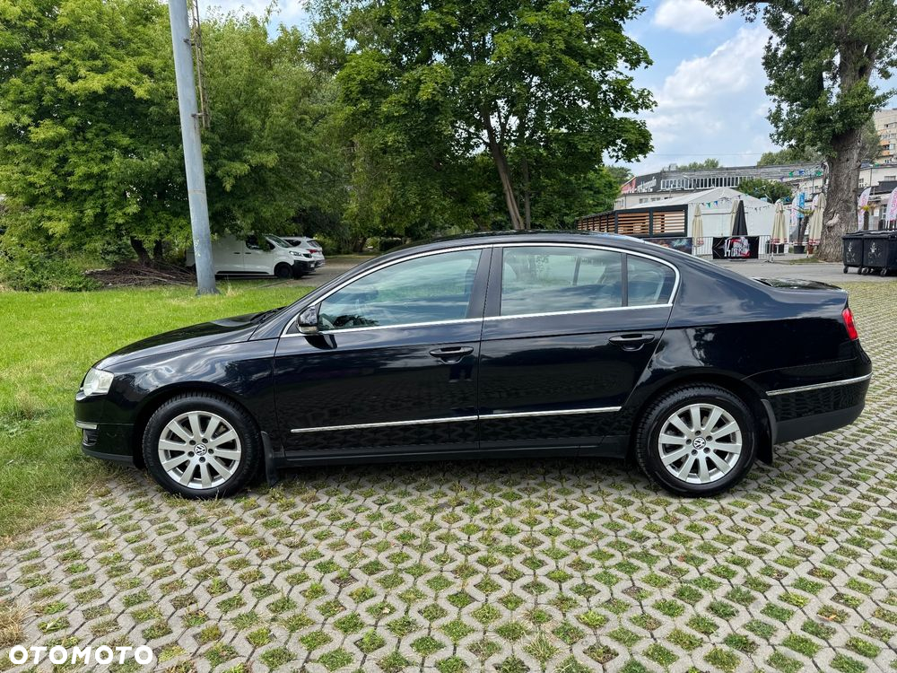 Volkswagen Passat 2.0 TDI DPF Highline - 3