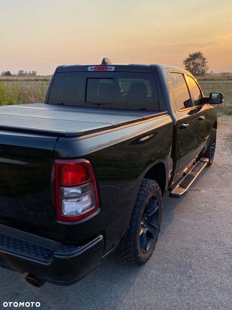 RAM 1500 5.7 Crew Cab Bighorn - 17