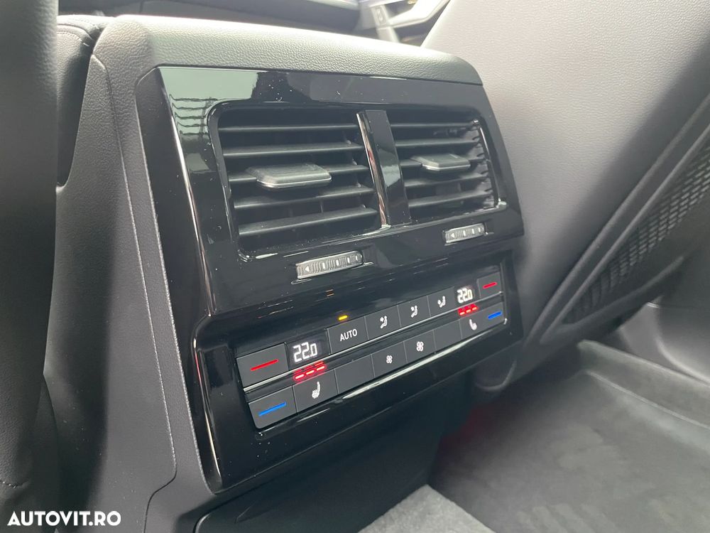 Volkswagen Touareg 3.0 V6 TDI 4Motion DPF Automatik R-Line - 17