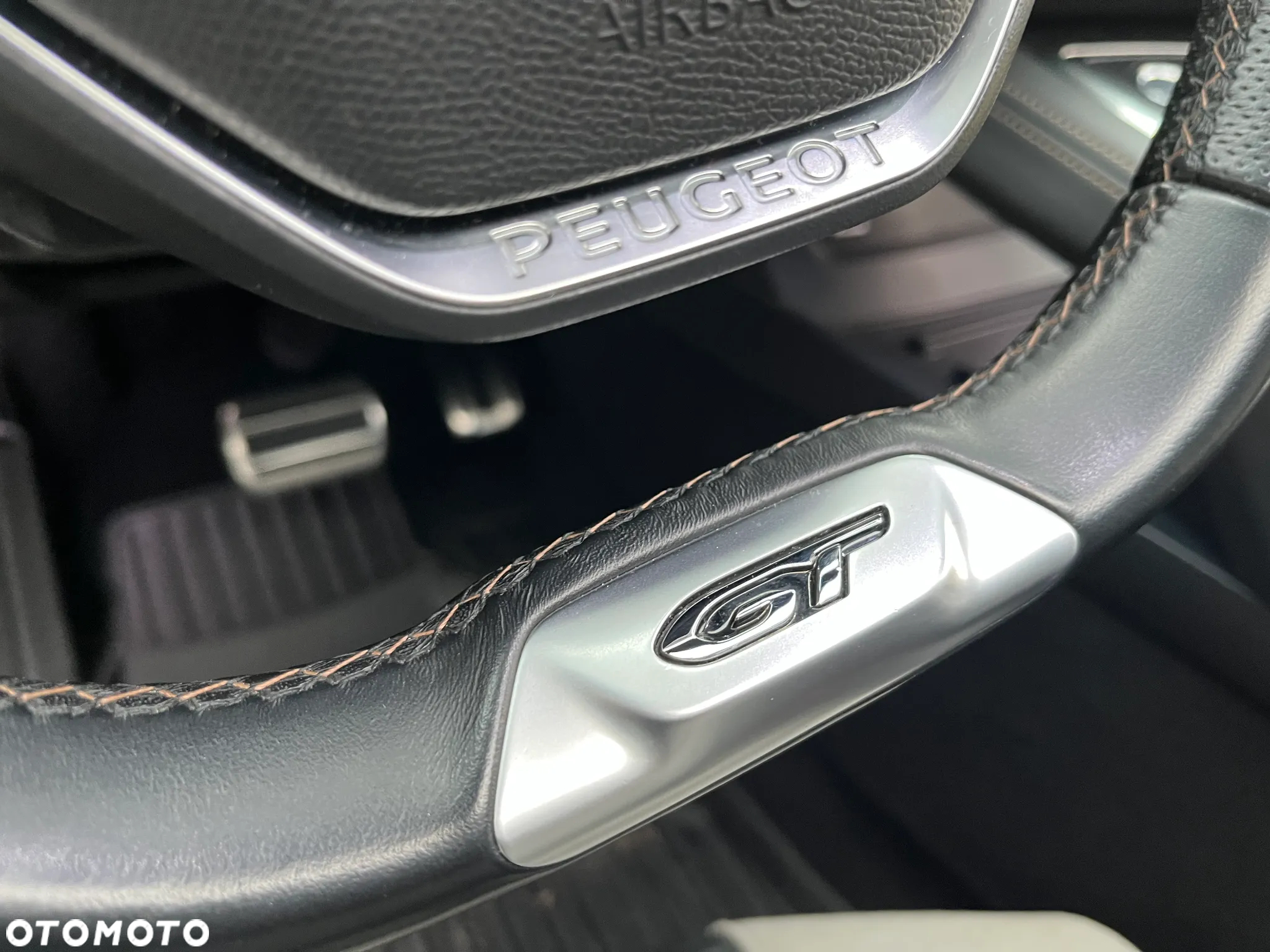 Peugeot 508 SW Plug-In Hybrid 225 e-EAT8 GT - 33