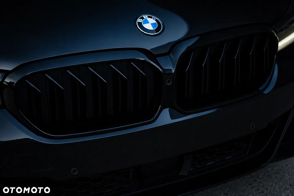 BMW Seria 5 530i M Sport Edition - 11