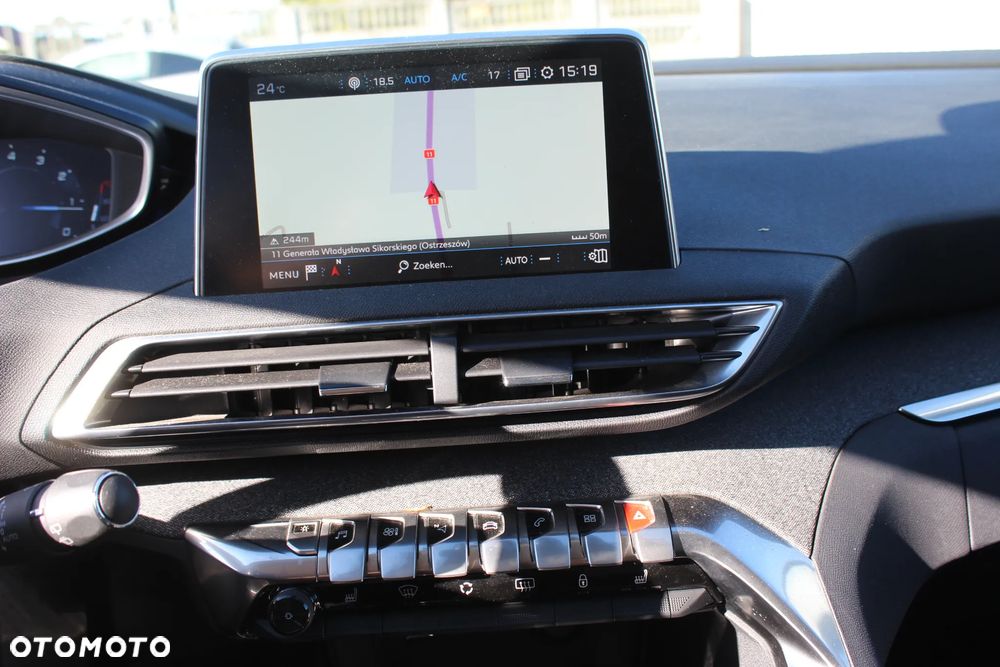 Peugeot 3008 THP 165 EAT6 Stop & Start Allure - 20