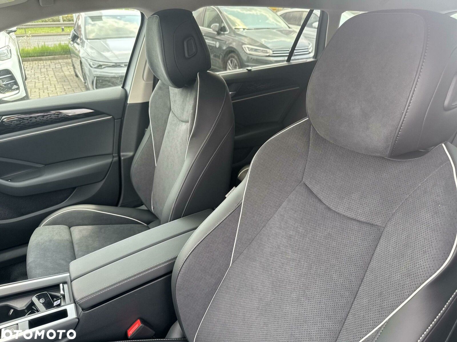 Volkswagen Passat - 19