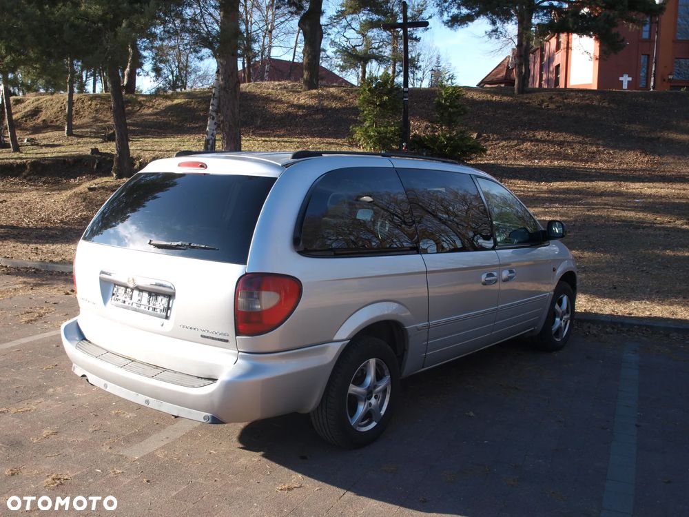 Chrysler Grand Voyager - 3