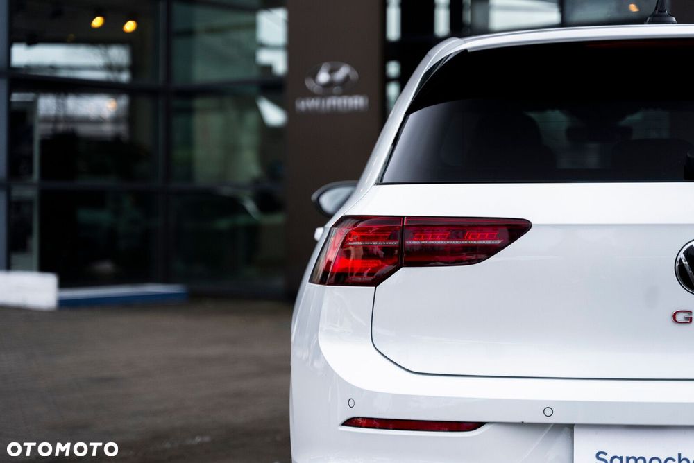 Volkswagen Golf - 17