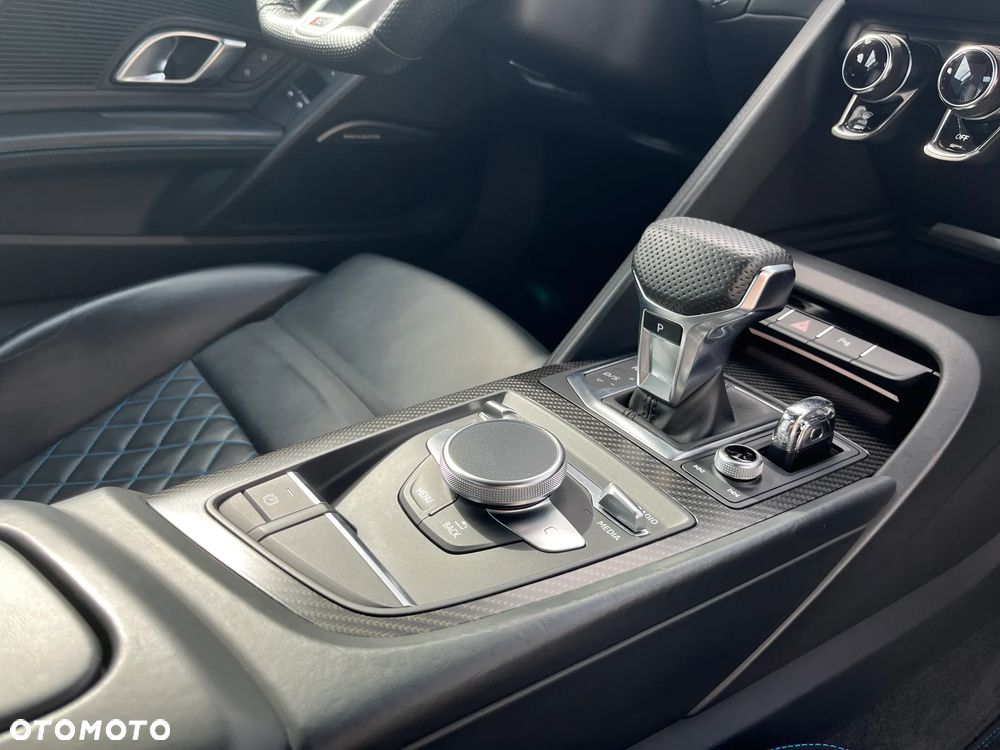 Audi R8 Coupé V10 Quattro Performance - 12