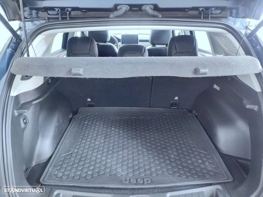 Jeep Compass 1.3 TG Trailhawk - 10