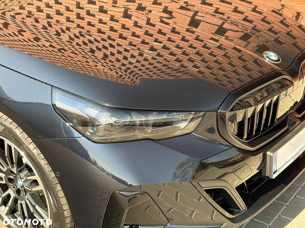 BMW Seria 5 520i mHEV M Sport - 12