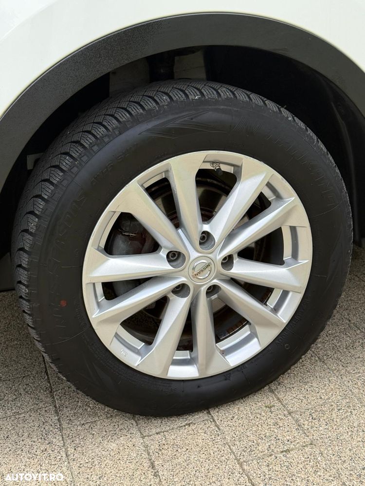 Nissan Qashqai 1.5 DCI N-Connecta - 23