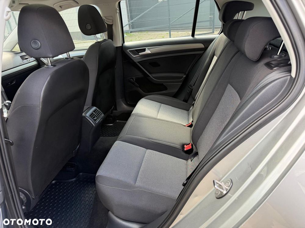 Volkswagen Golf 1.2 TSI BlueMotion Technology Comfortline - 17
