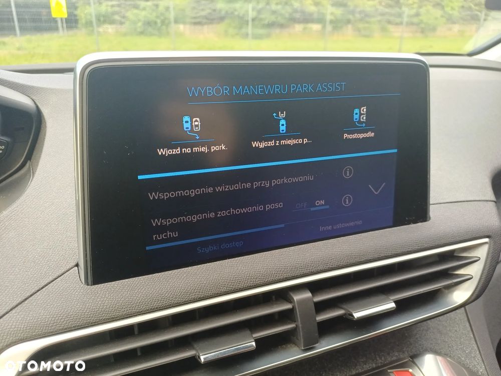 Peugeot 3008 1.6 BlueHDi Allure S&S - 15