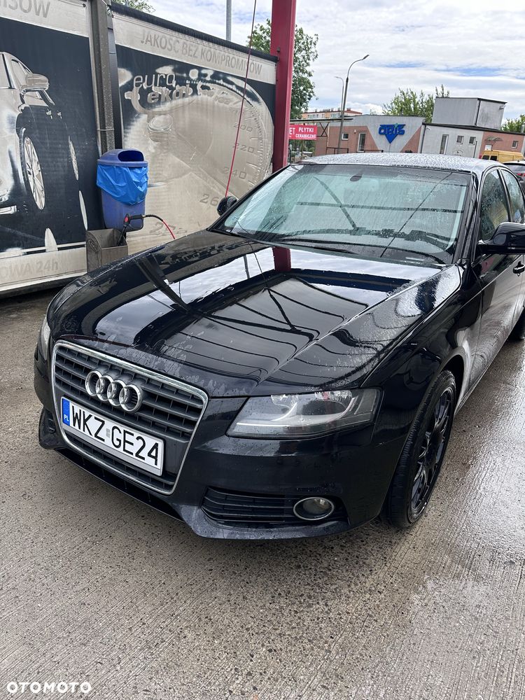 Audi A4 Limousine - 7
