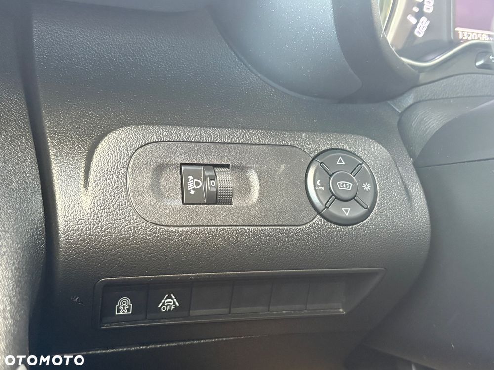 Citroën Berlingo M BlueHDi 130 SHINE - 30