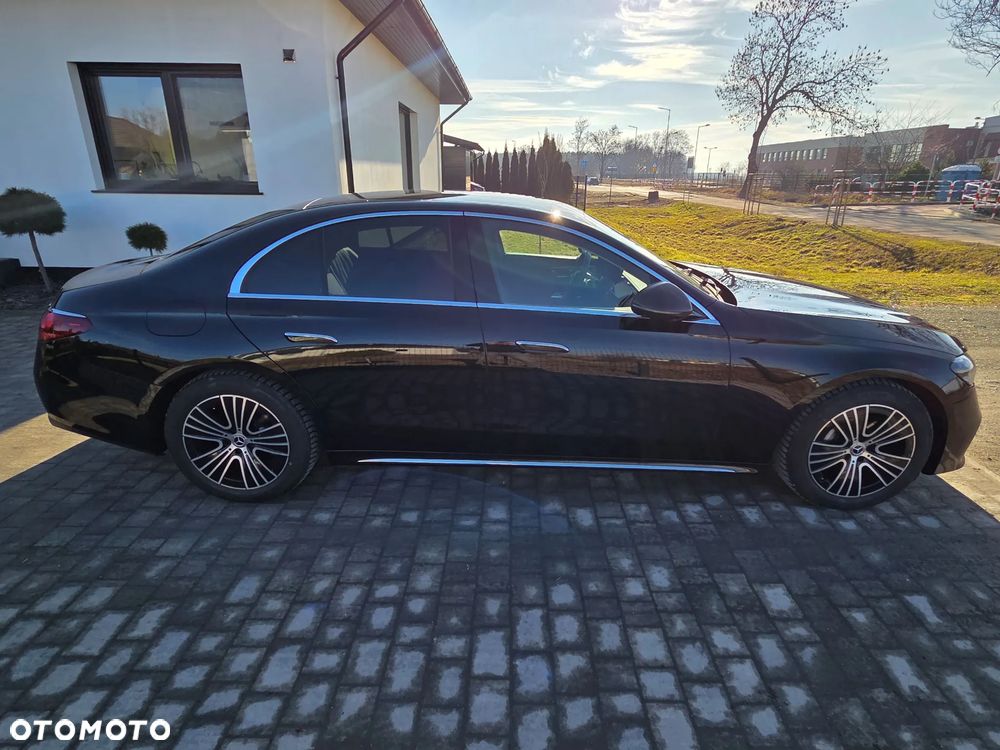 Mercedes-Benz Klasa E 220 d 9G-TRONIC - 8