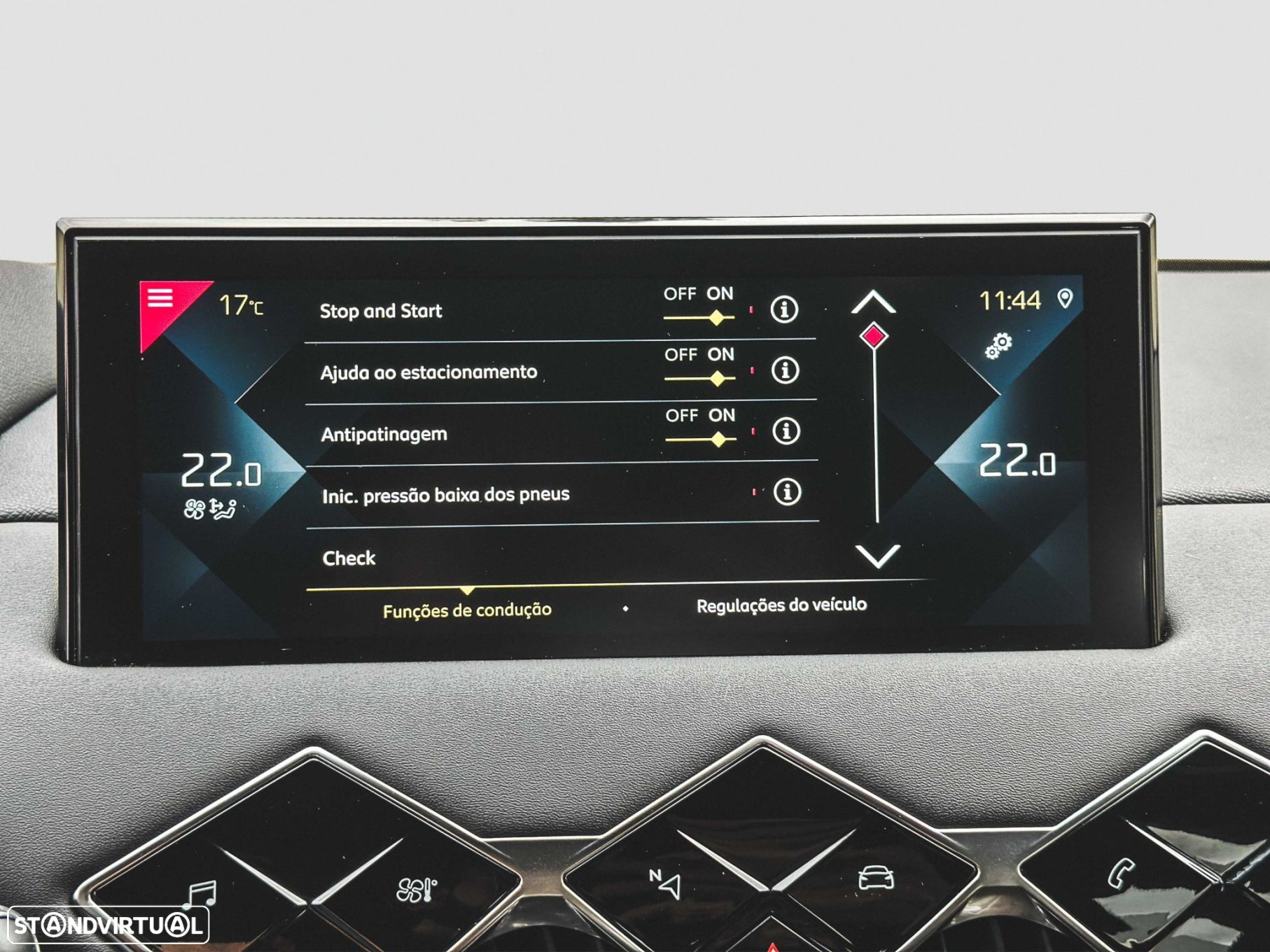 DS DS3 Crossback - 26