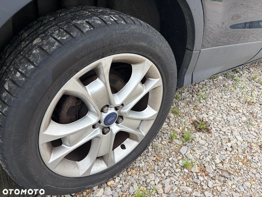 Ford Kuga 1.5 EcoBoost 2x4 Titanium - 8