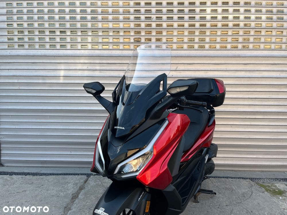 Honda NSS - 33