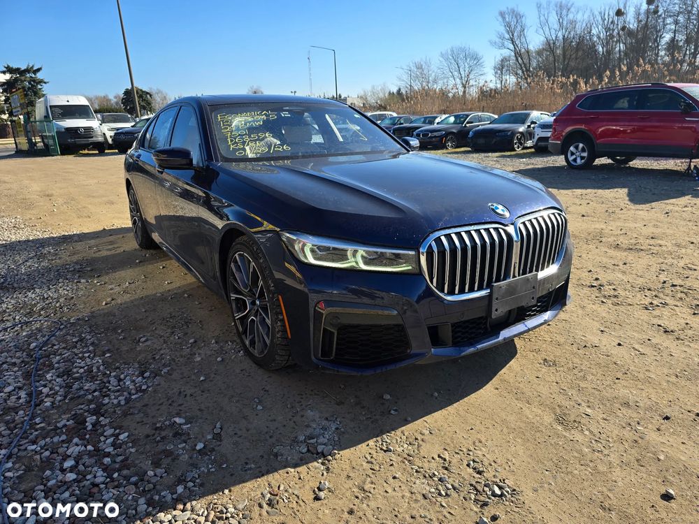 BMW Seria 7 750i xDrive - 2