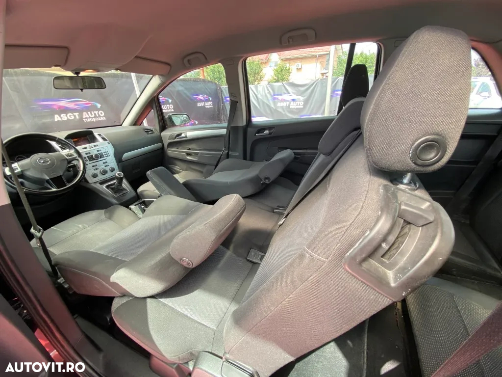 Opel Zafira - 14