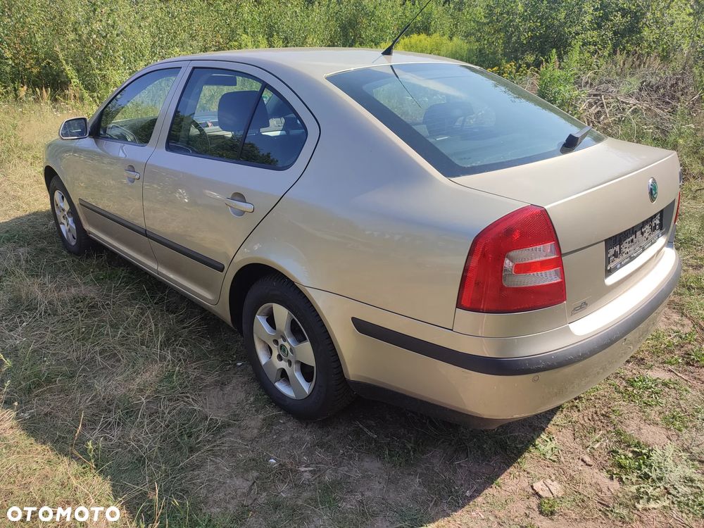 Skoda Octavia 1.6 Automatik Ambiente - 5
