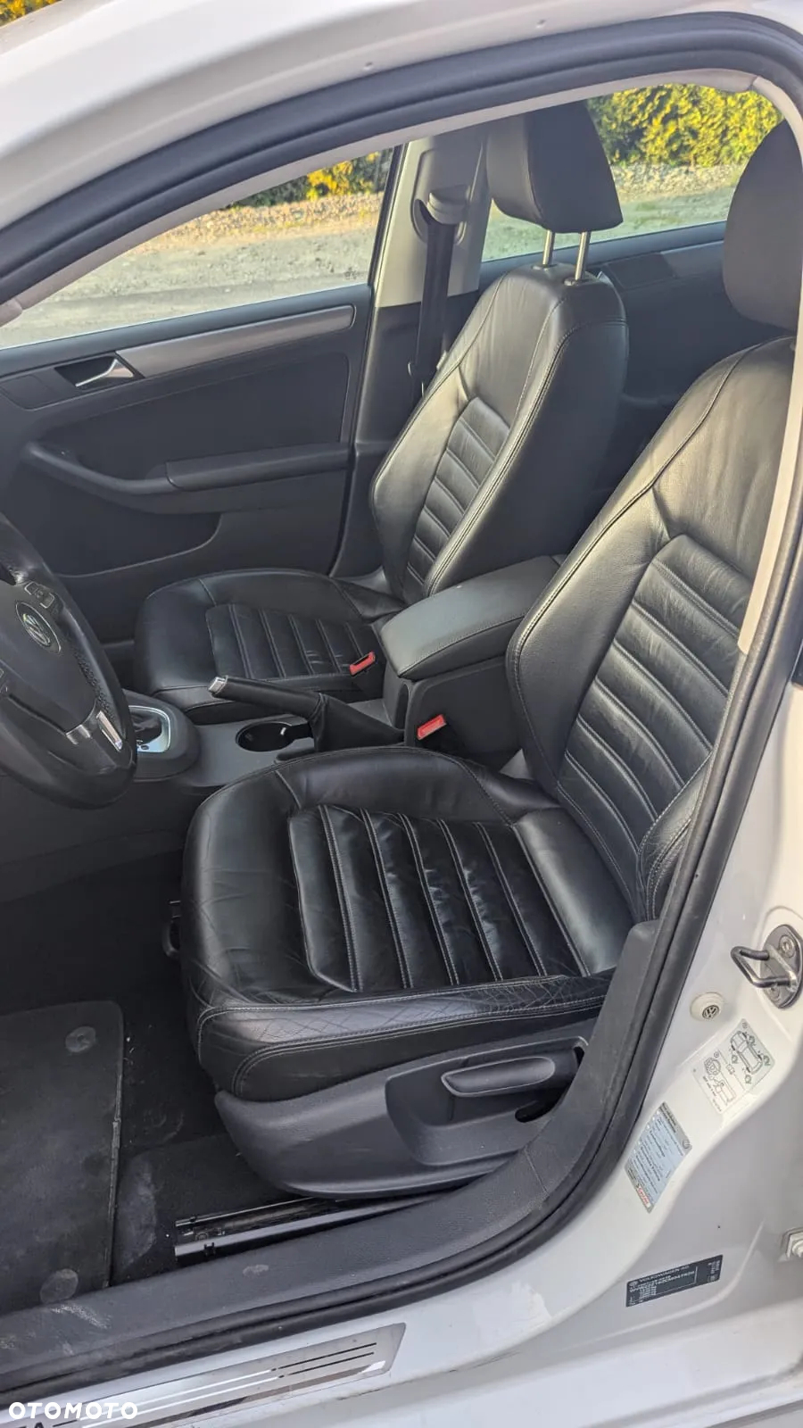Volkswagen Jetta 2.0 TDI DSG Highline - 16