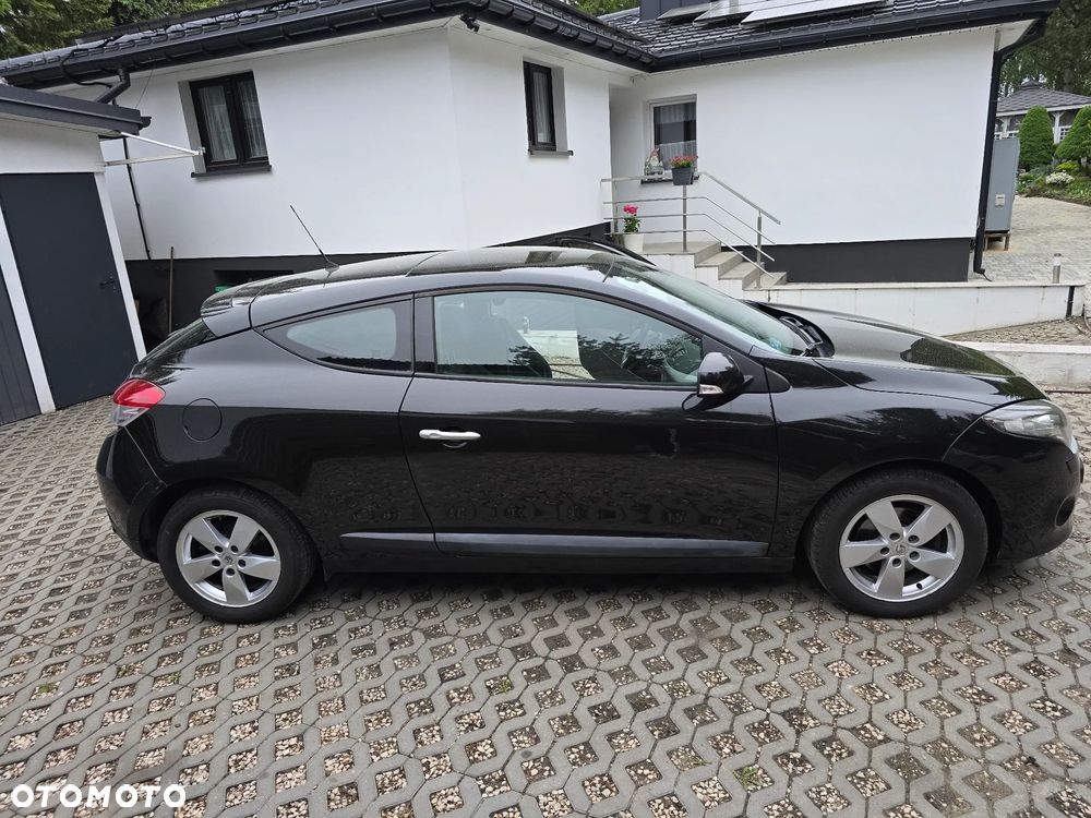 Renault Megane 2.0 16V Dynamique CVT - 4