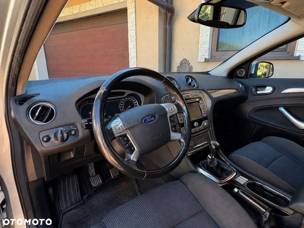 Ford Mondeo 2.0 TDCi Titanium - 4