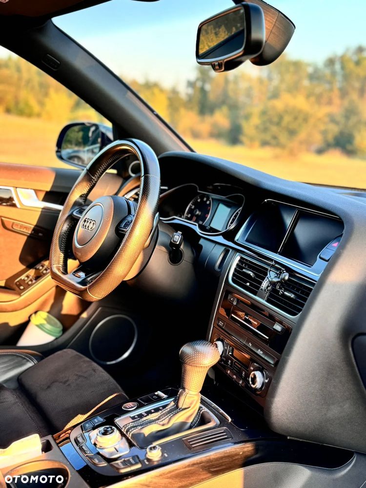 Audi A4 Limousine - 7