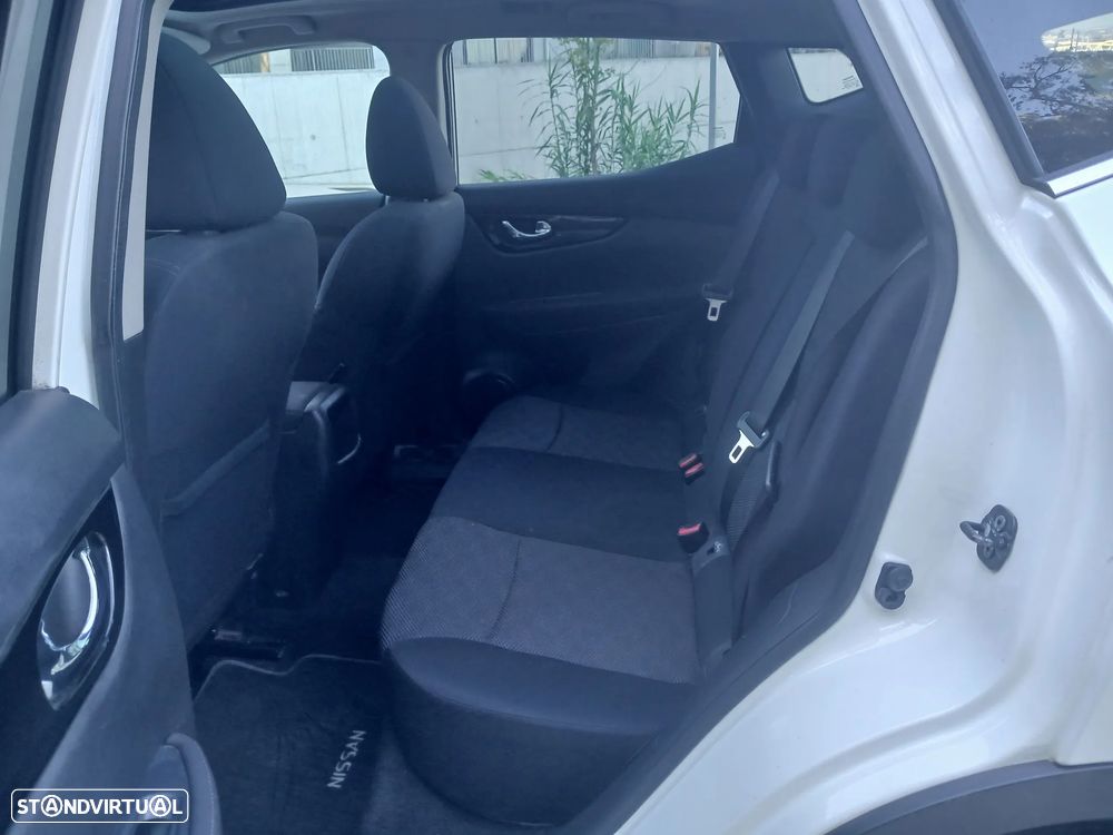 Nissan Qashqai - 10