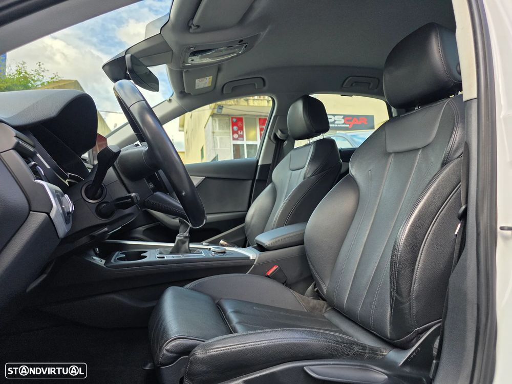 Audi A4 2.0 TDI Business Line Sport - 12