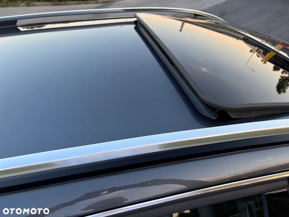 Mercedes-Benz Klasa C 200 T CGI Automatik BlueEFFICIENCY Avantgarde - 35