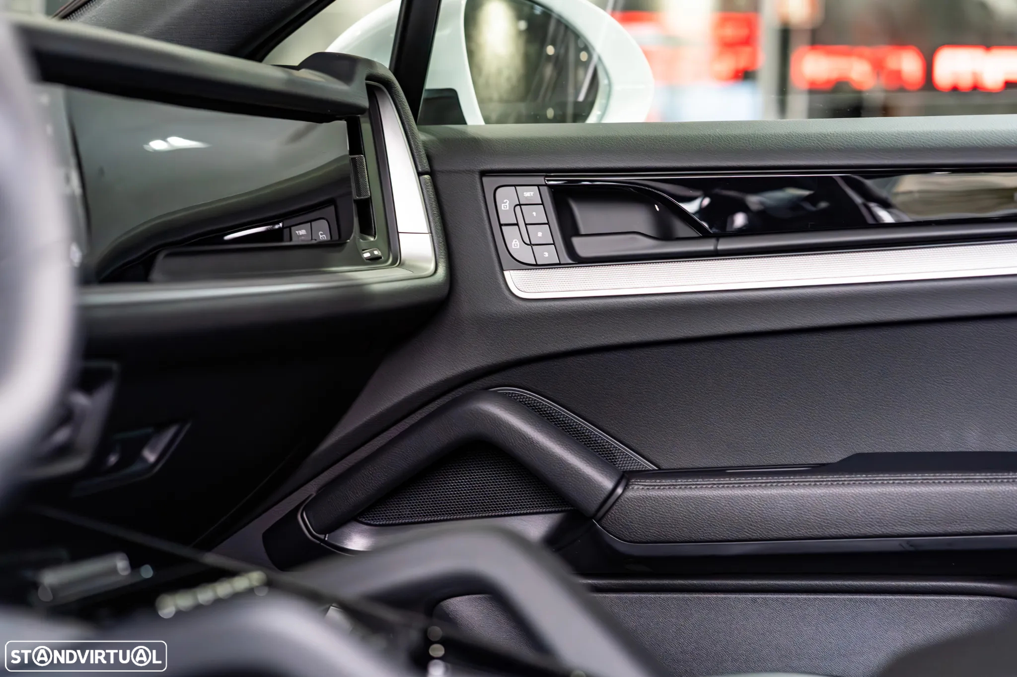 Porsche Cayenne Coupé E-Hybrid - 29