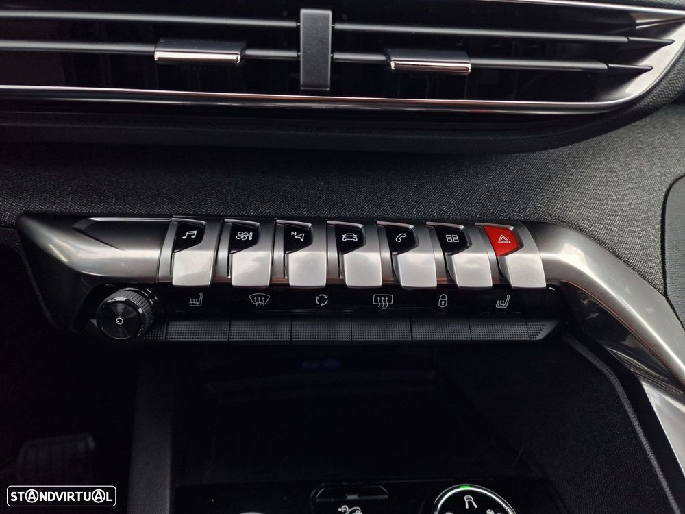 Peugeot 3008 1.2 PureTech Allure Pack EAT8 - 30