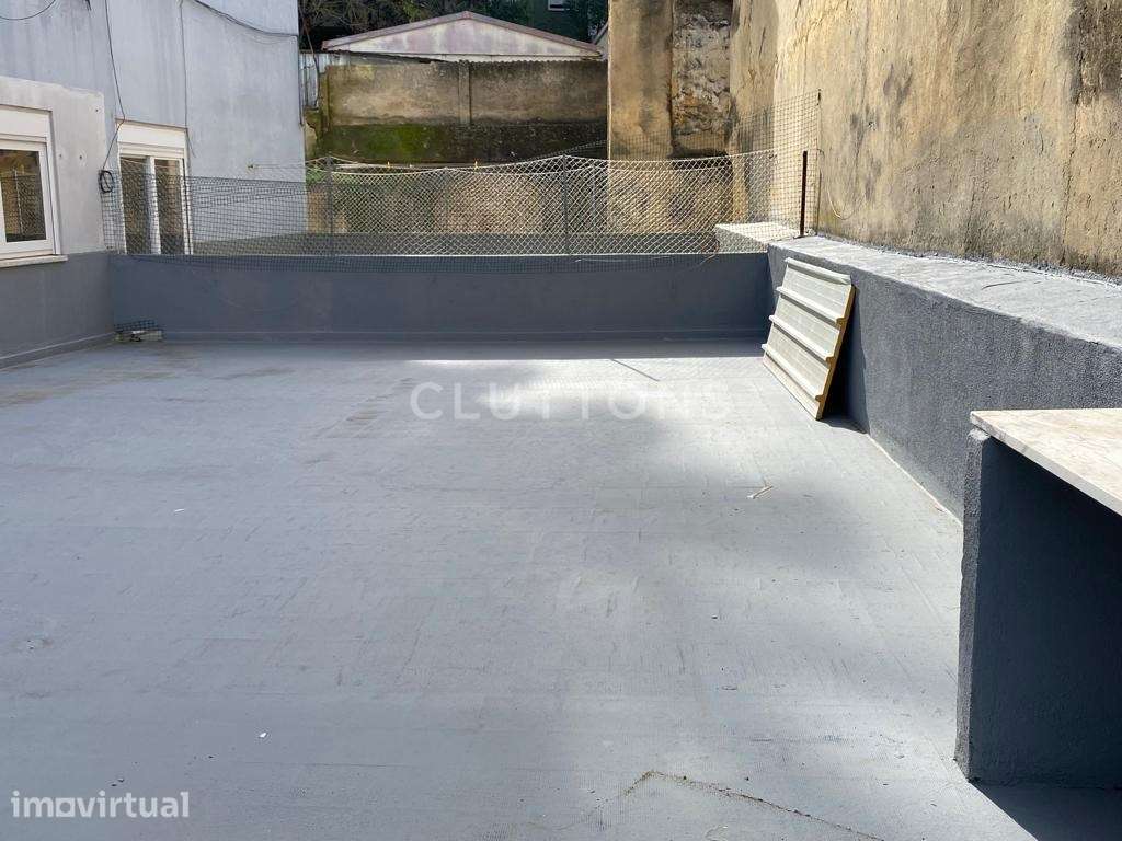 Arrendamento | Apartamento T2 | 88m2 |Terraço 80m2 | Estrada de Ben... - Grande imagem: 2/22