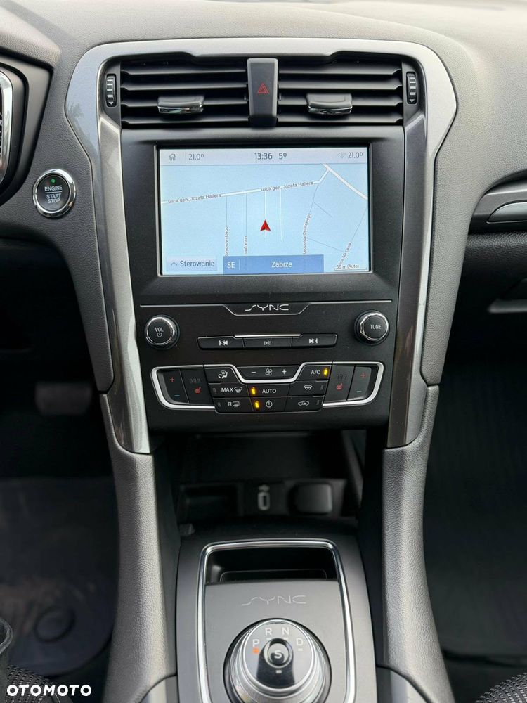 Ford Mondeo 2.0 EcoBlue Titanium - 21