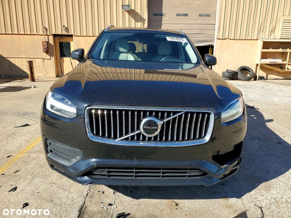 Volvo XC 90 - 5